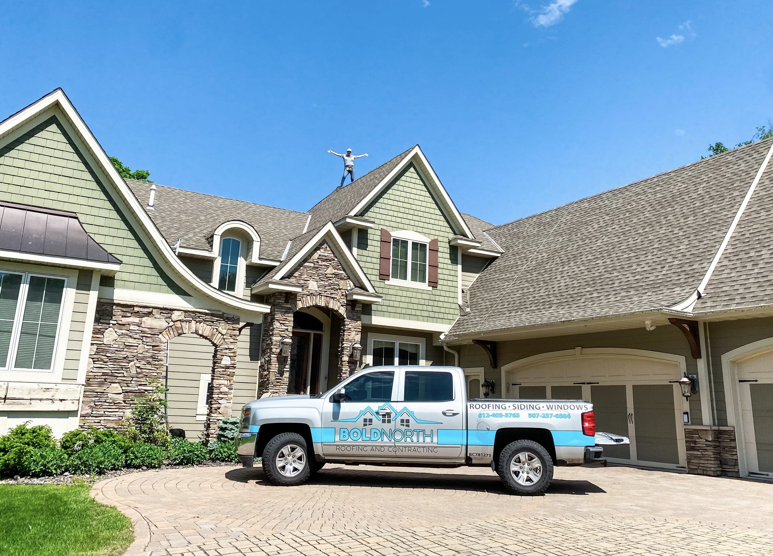 5 Questions to Ask A Roofing Contractor Before Hiring Them - Bold North ...